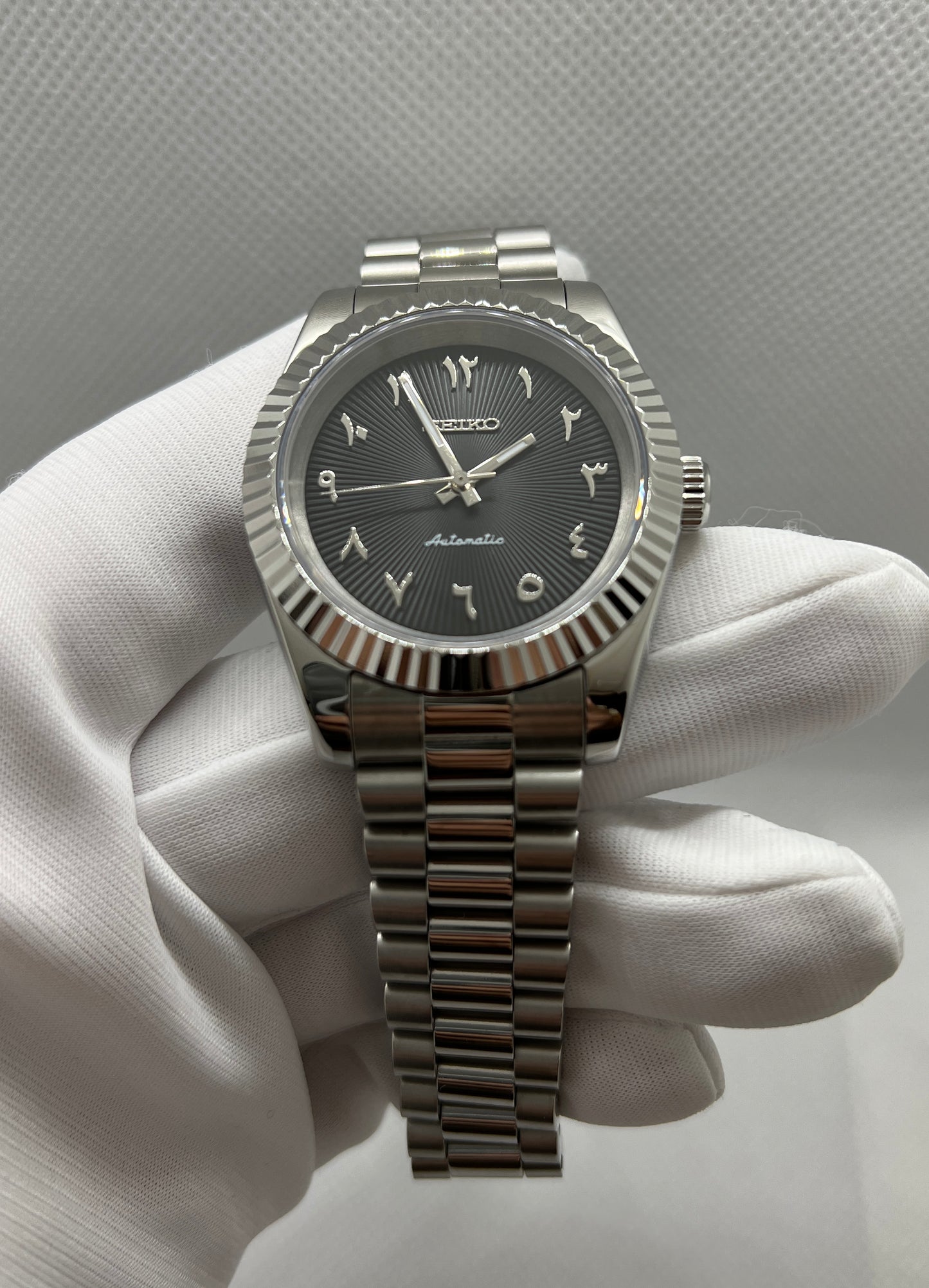 SeikoDateJust Arabic dial