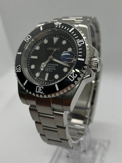 SeikoSub full black